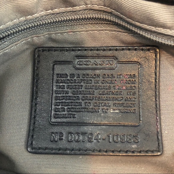 Coach Chelsea Signature Black Baguette (Item 259) - Picture 6 of 7